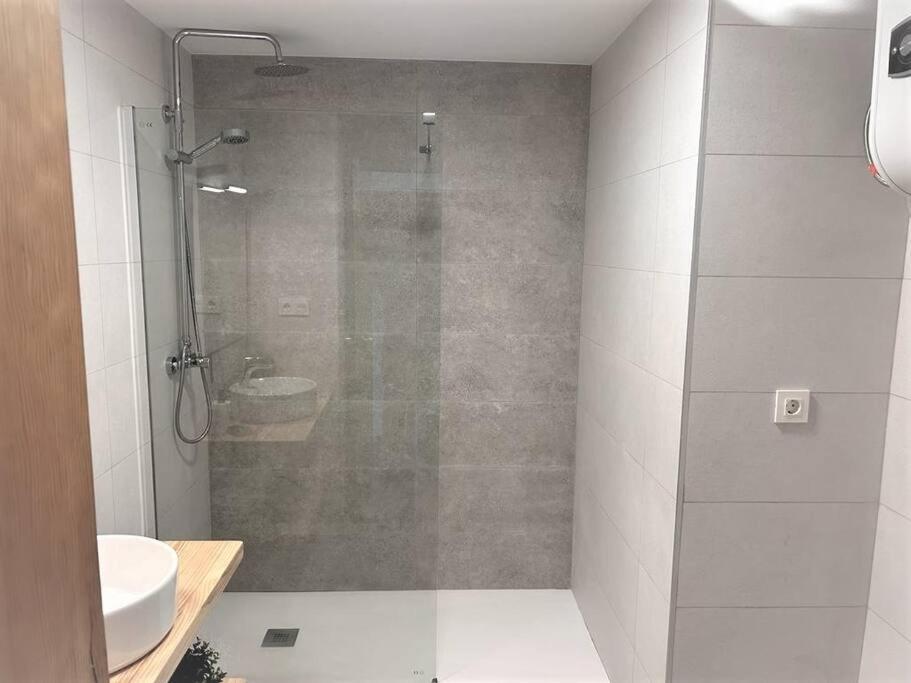 Little Rest Montblanc 6 Pax Personas Wifi Garaje Plaza Pradollano Apartment Моначил Екстериор снимка